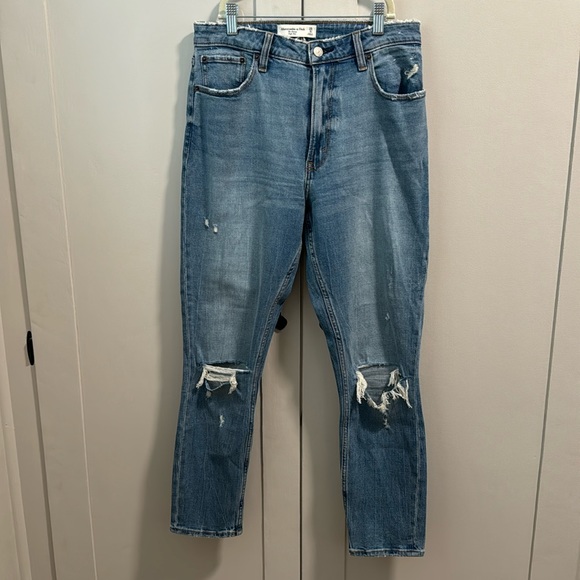 Abercrombie & Fitch Denim - Abercrombie & Fitch jeans size 28R NWOT